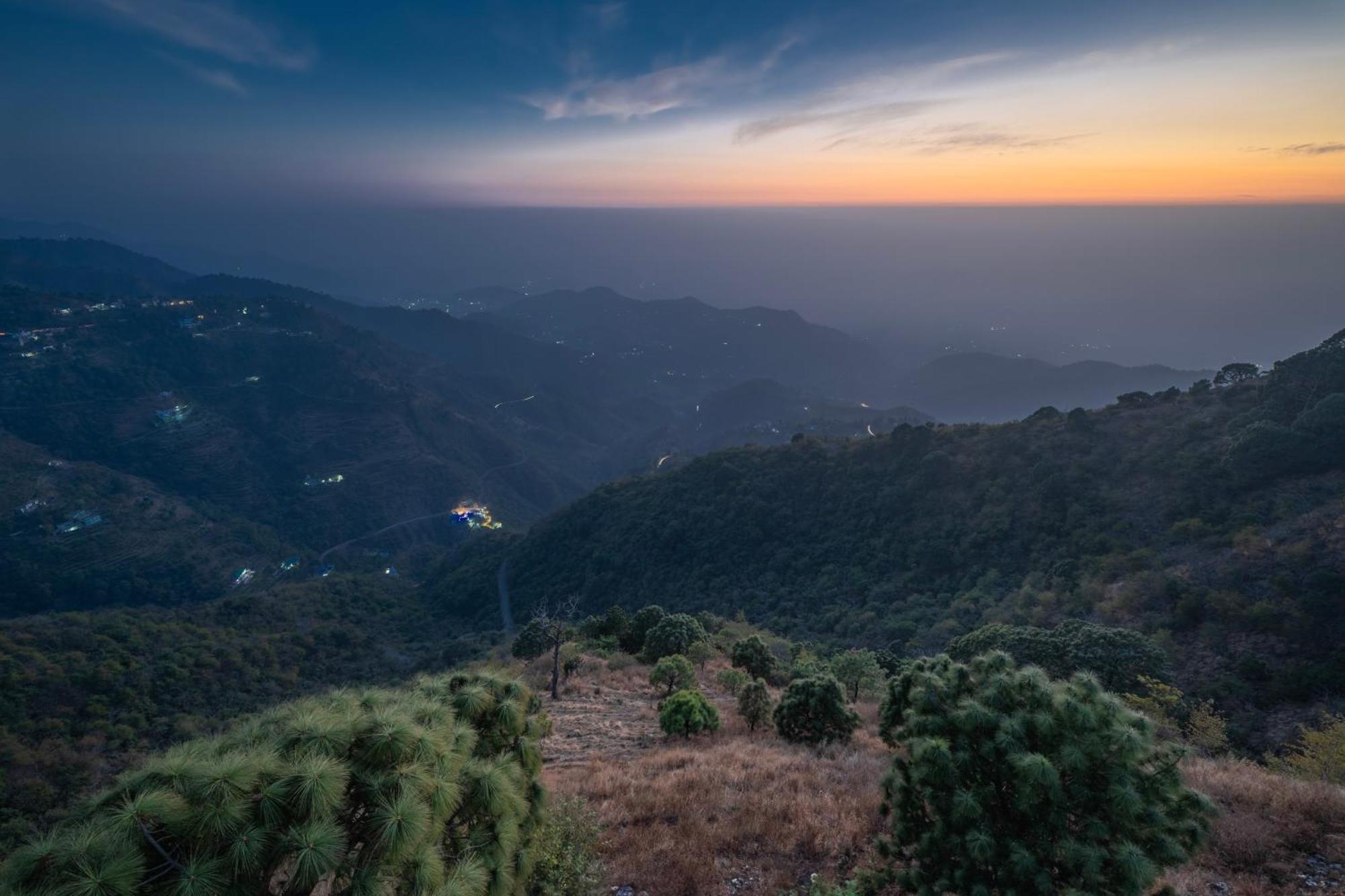 The Rohi Villa Kasauli 3Br Open Air Terrace Garden Exteriör bild